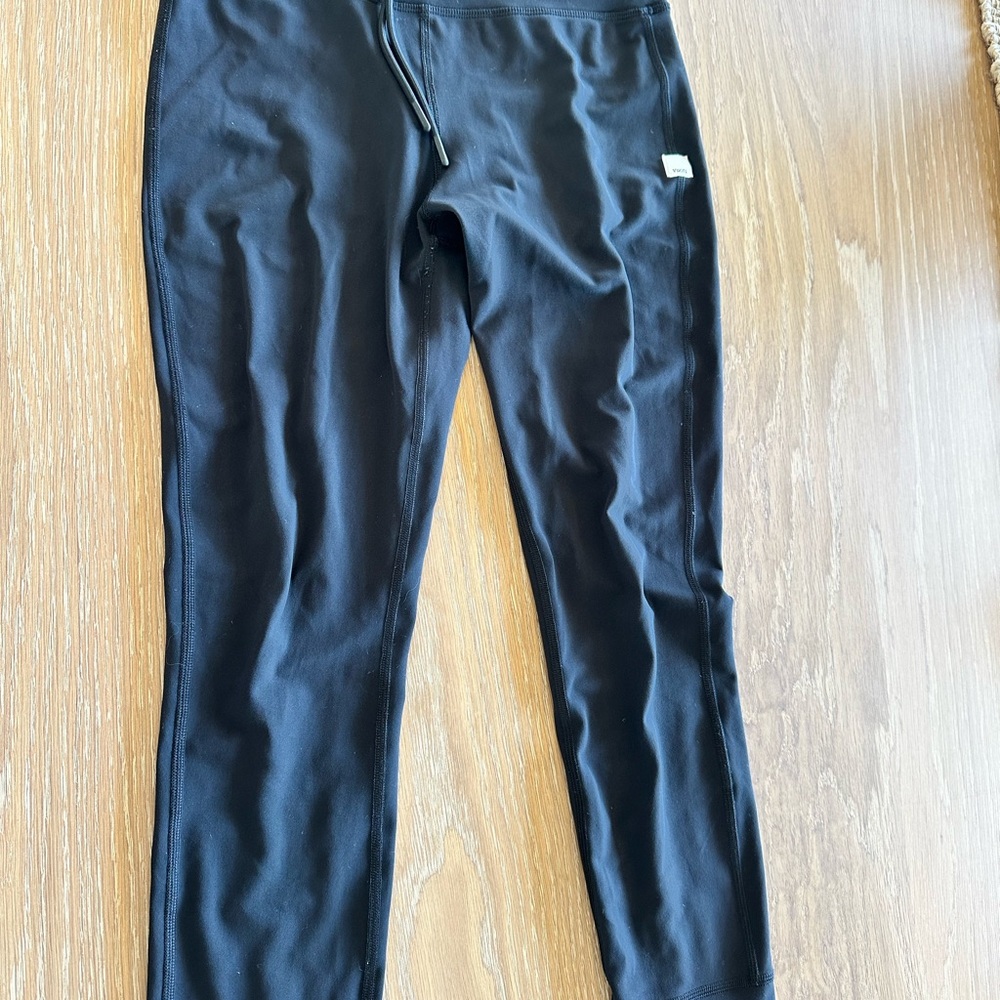 Vuori Daily Black Leggings